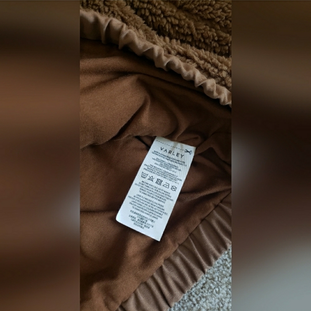 🌟SEE NEW LISTING🌟🎉HP!🎉🍯Varley Appleton•Deep Turmeric Honey Tan Sherpa Teddy - Picture 8 of 10